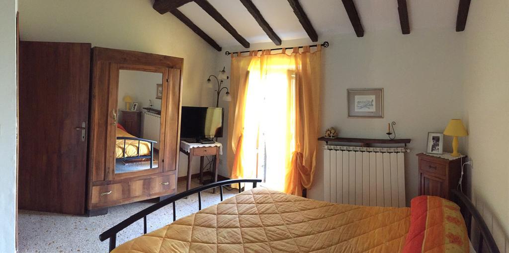 Agriturismo Poggio Paradiso Mengara Camera foto