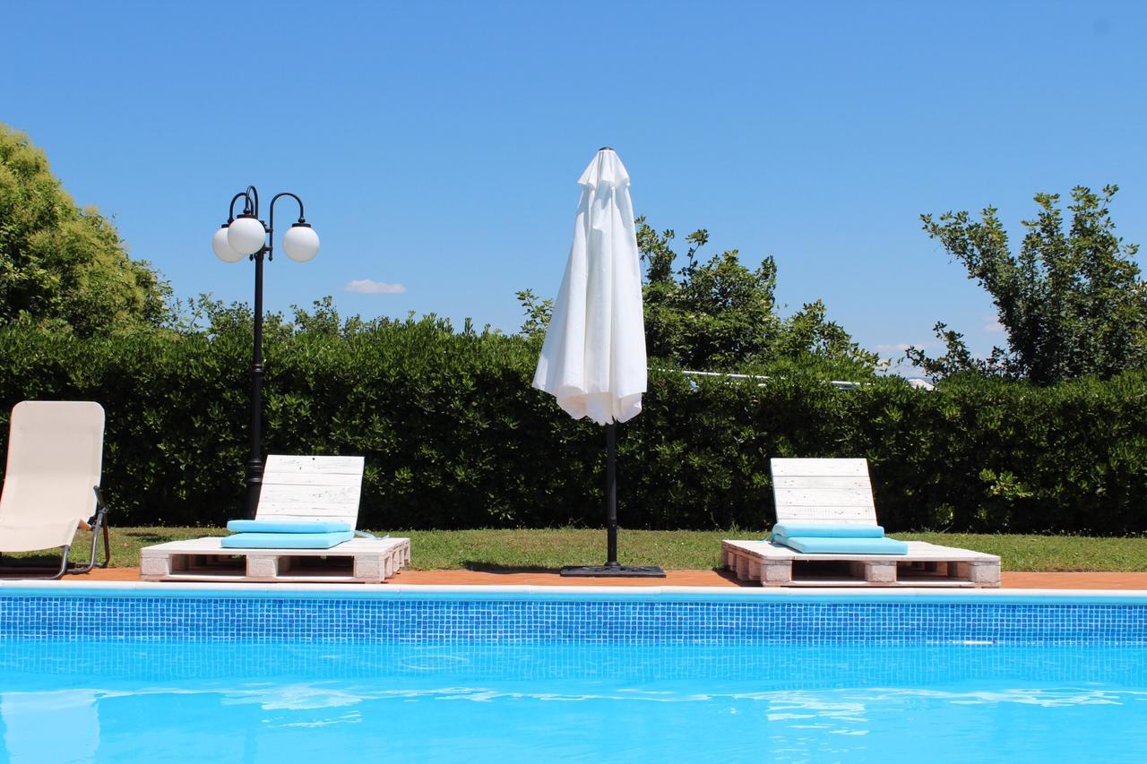 Agriturismo Poggio Paradiso Mengara Esterno foto